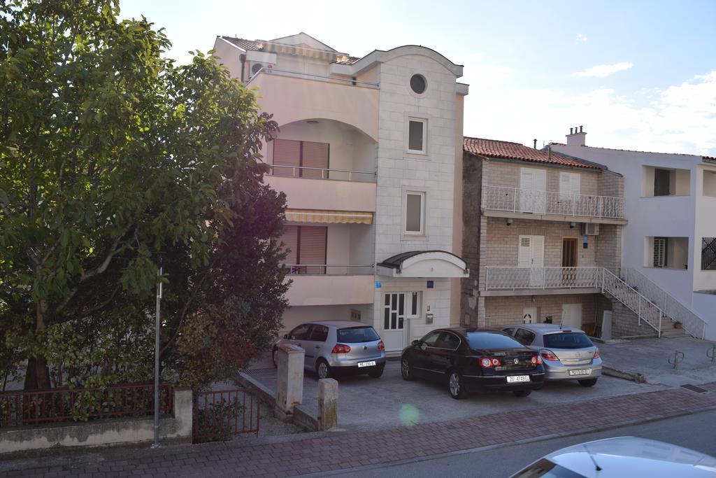 Apartments Juric Башка-Вода Екстер'єр фото